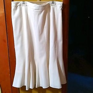 Insight skirt, ladies size 10 off white